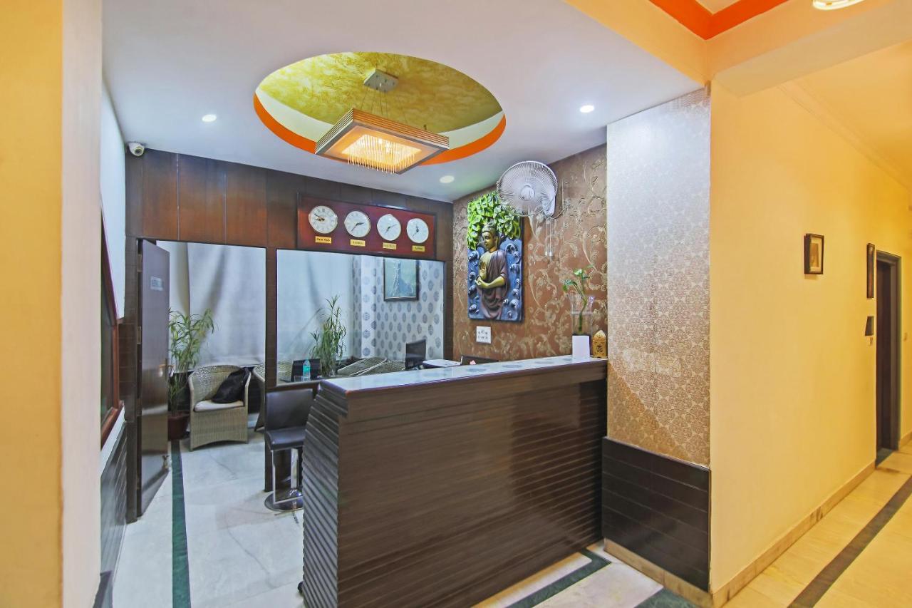 Capital O Tipsyy Near Aravali Biodiversity Park Гургаон Екстериор снимка