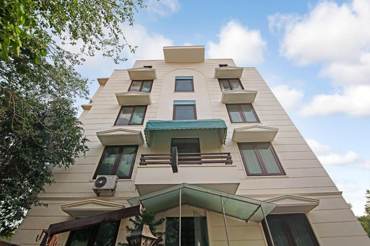 Capital O Tipsyy Near Aravali Biodiversity Park Гургаон Екстериор снимка