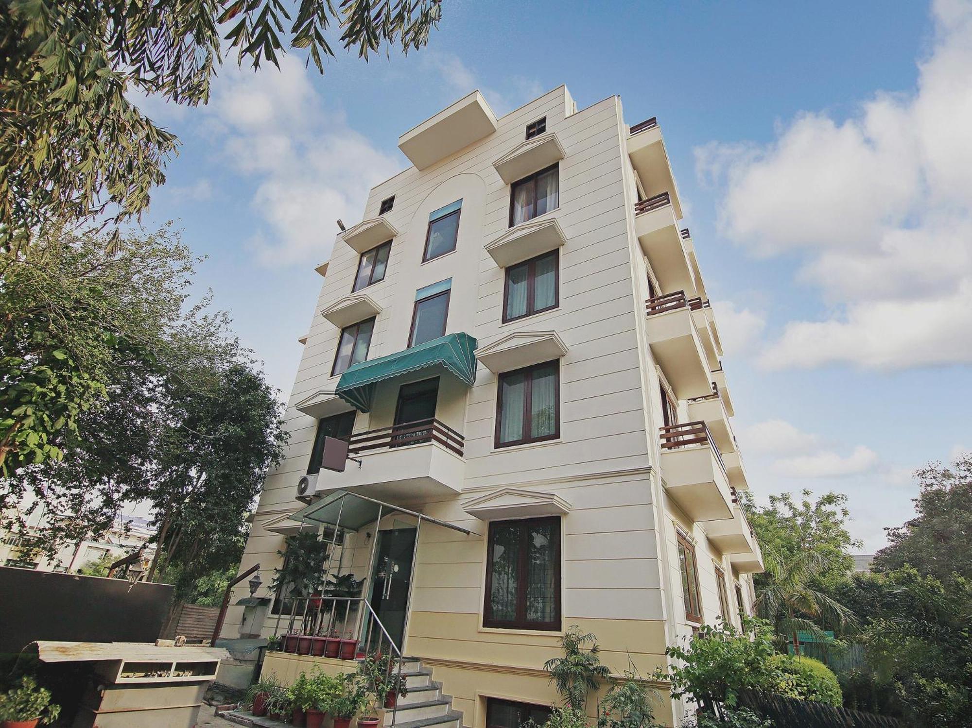 Capital O Tipsyy Near Aravali Biodiversity Park Гургаон Екстериор снимка
