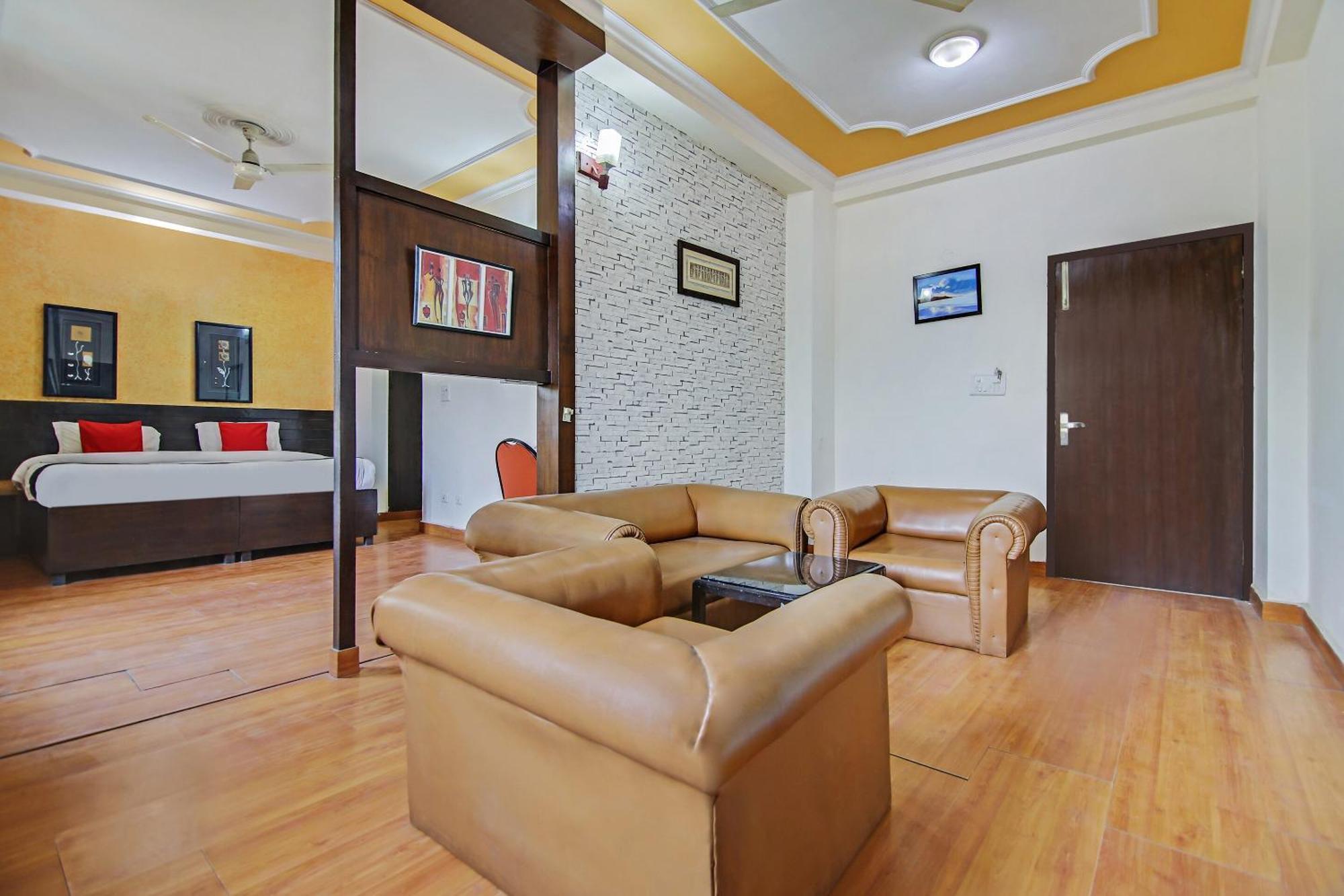 Capital O Tipsyy Near Aravali Biodiversity Park Гургаон Екстериор снимка
